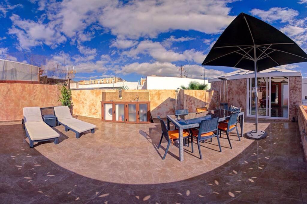 Semi-Detached Villa Sea Views, Huge Terrace, Close Beach パルム・マール エクステリア 写真